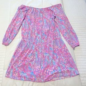 Off the shoulder Lilly Pulitzer romper 💕